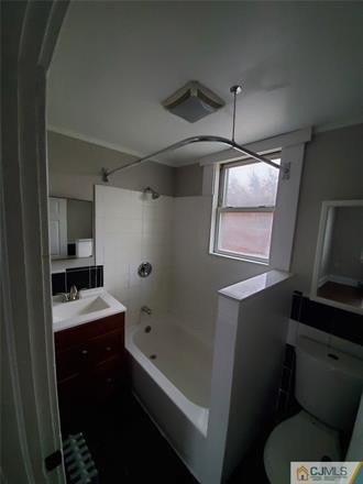 Foto del edificio - 648 Hazel Ave