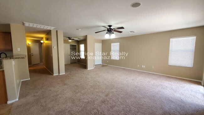Building Photo - 2151 W Allens Peak Dr