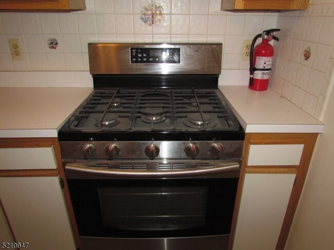 Building Photo - 1311 Persimmon Ct