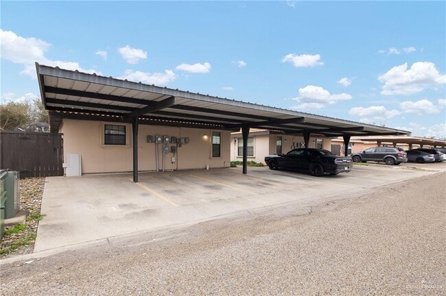 Foto del edificio - 13 Shasta Ave