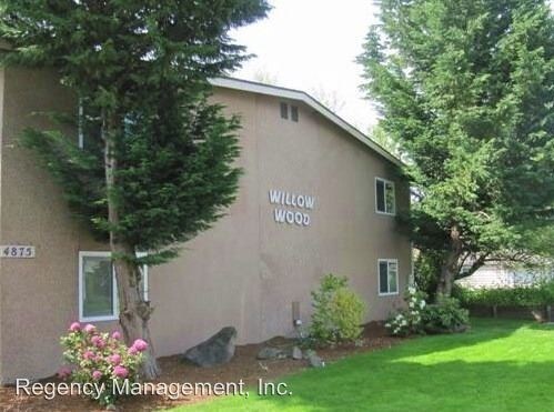 Primary Photo - 2 br, 1 bath Apartment - 4875 SW Lombard Ave.