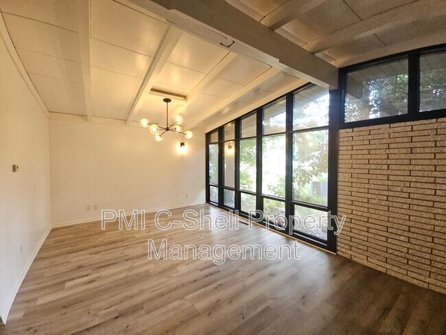 Foto del edificio - 11 Brandywine Rd