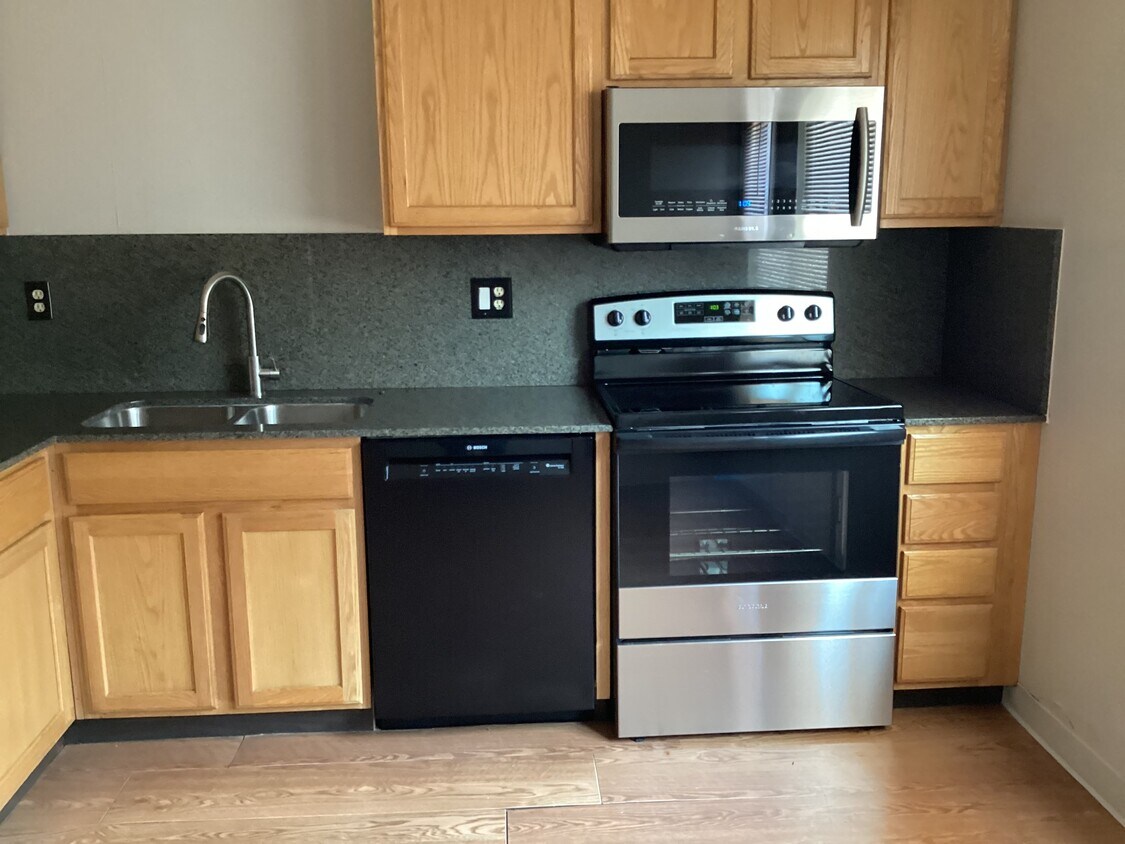 Foto principal - 14844 E Colgate Dr