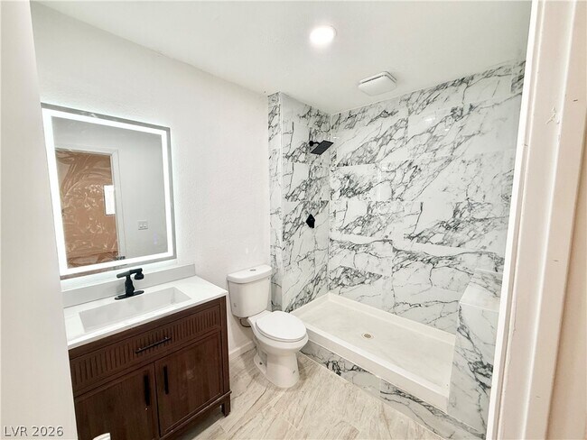 Foto del edificio - 510 E Simkins Rd