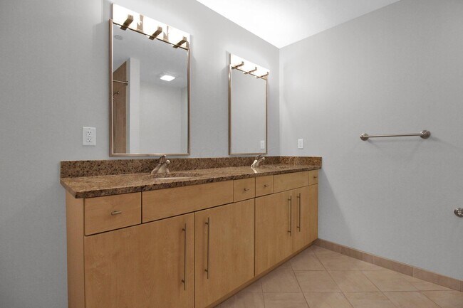 Foto del edificio - 100 E Gay St