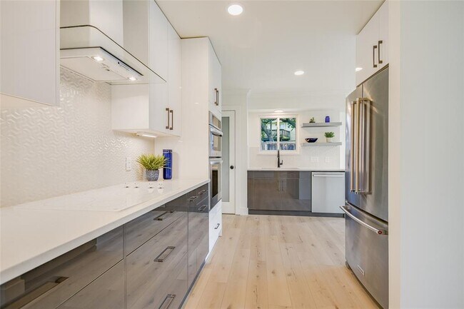 Building Photo - 9026 Lockleven Loop