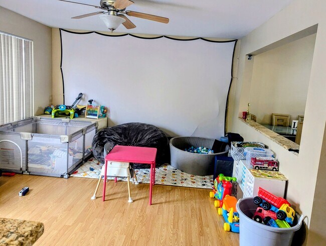 Foto del edificio - 1080 Noelle Bend