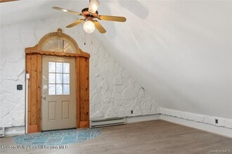 Building Photo - 378 Broadway