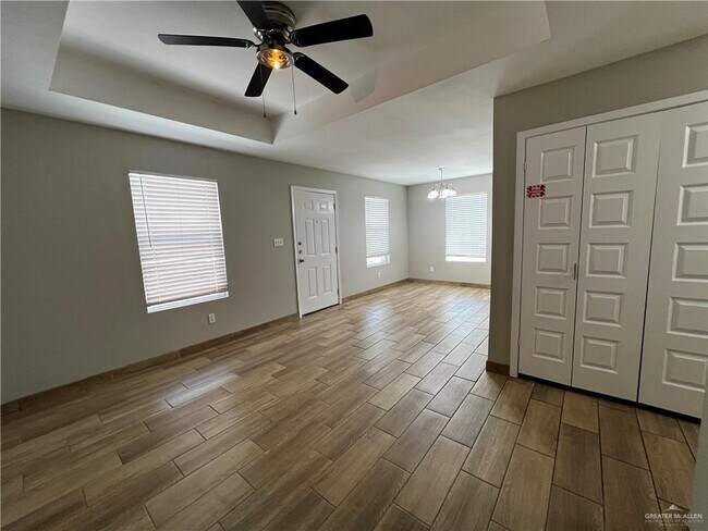 Foto del edificio - 825 N Mississippi St