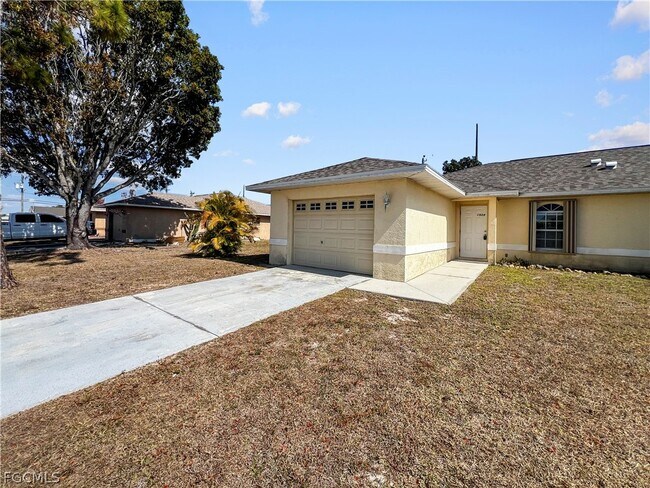 Foto del edificio - 1909 SW Santa Barbara Pl