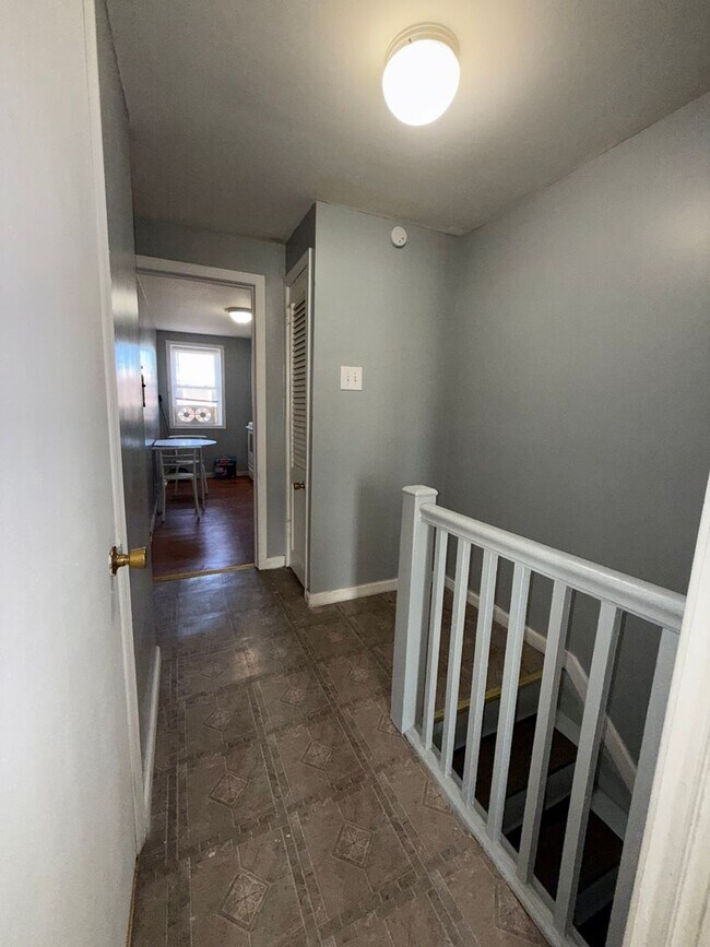 Photo - 3830 Palmetto St Apartment