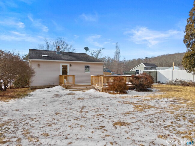 Foto del edificio - 3 Sunnieside Dr