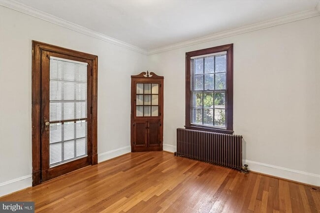 Foto del edificio - 5339 32nd St NW