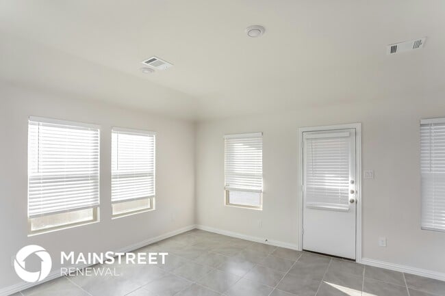 Building Photo - 525 Janette Ct