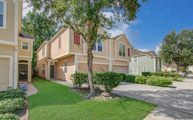 Foto del edificio - 743 Hallsleigh Ln