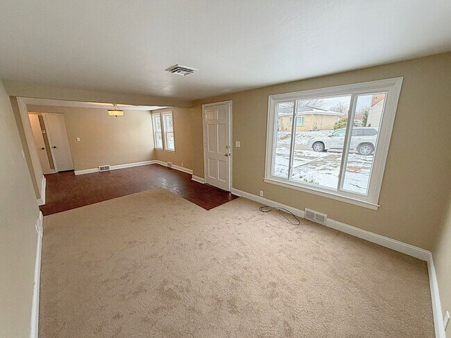 Foto del edificio - Nice three bedroom home located in an Excellent neighborhood!