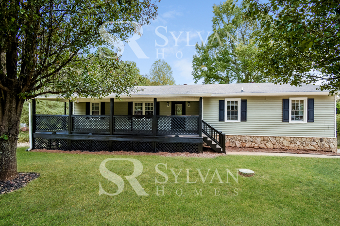 Primary Photo - Feel welcome and comfortable in this charm...