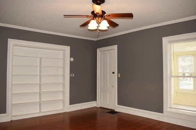 Living Room - 517 W Gray St