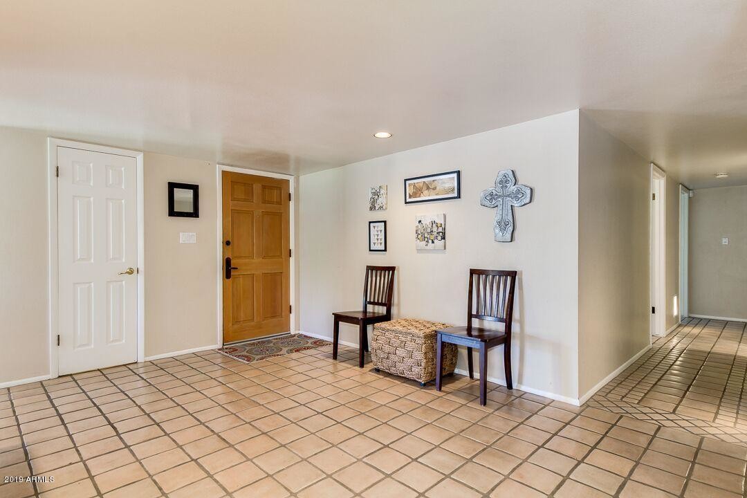 Primary Photo - 4007 E San Miguel Ave