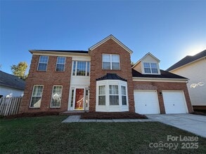 Building Photo - 111 Foxtail Dr