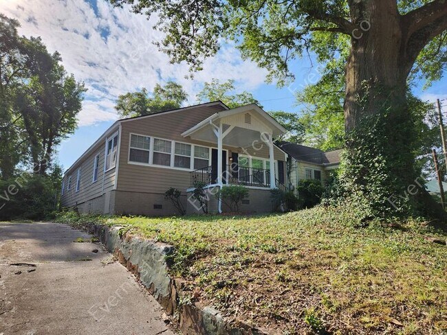 Building Photo - 29 Chappell Rd NW