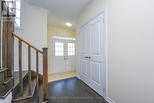 Building Photo - 18 Cohoe St