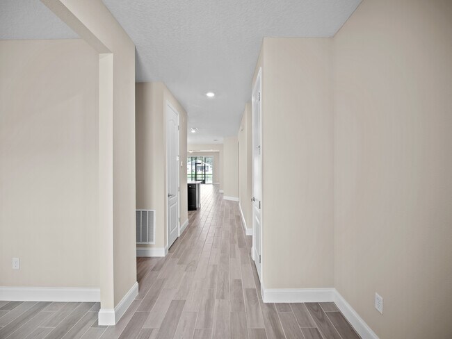 Building Photo - 488 Broomsedge Cir