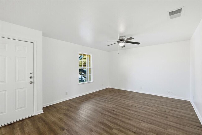 Building Photo - 3201D El Salido Pkwy