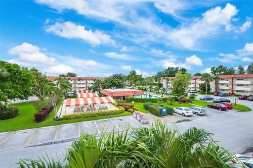 Foto principal - 8911 S Hollybrook Blvd
