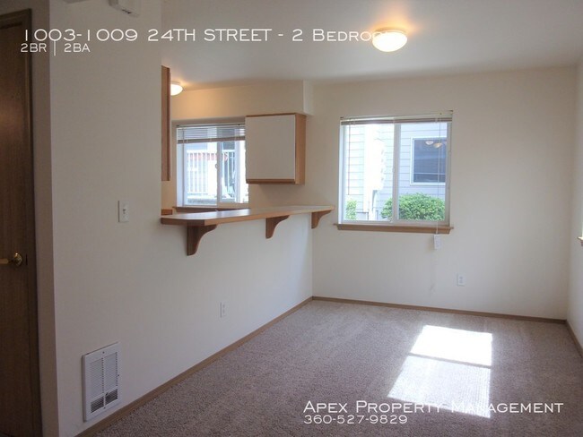 Foto del edificio - NEAR WWU- Courtyard Apartments
