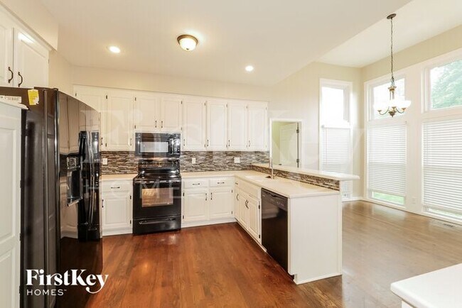 Foto del edificio - 8533 N Overland Dr