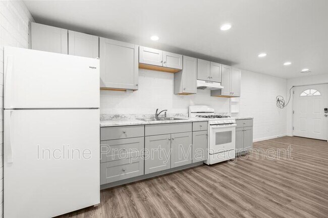 Foto del edificio - 1832 E Gregson Ave