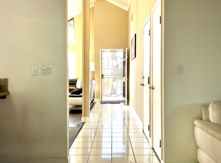 Building Photo - 3898 Campbell Pl