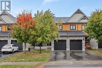 Building Photo - 1184 Docteur Corbeil Blvd