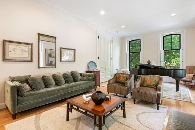 Foto del edificio - 5 Monument Sq