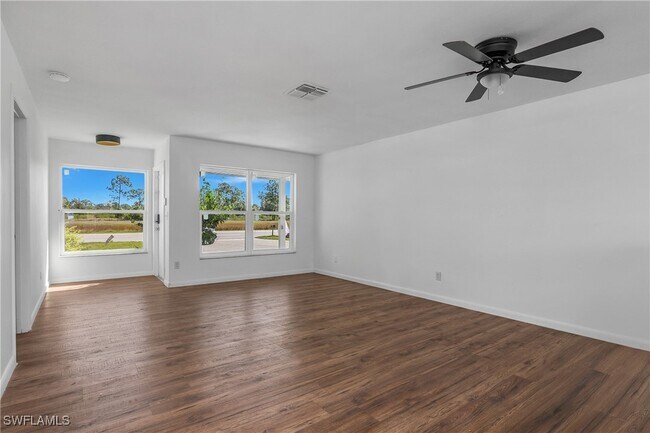 Foto del edificio - 1143 Joel Blvd