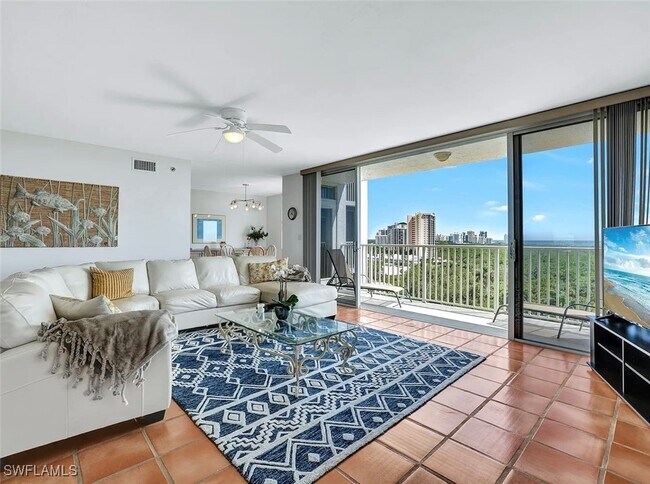 Foto del edificio - 6361 Pelican Bay Blvd