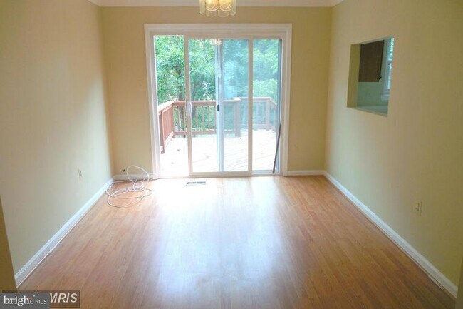 Building Photo - 9118 Trams Way