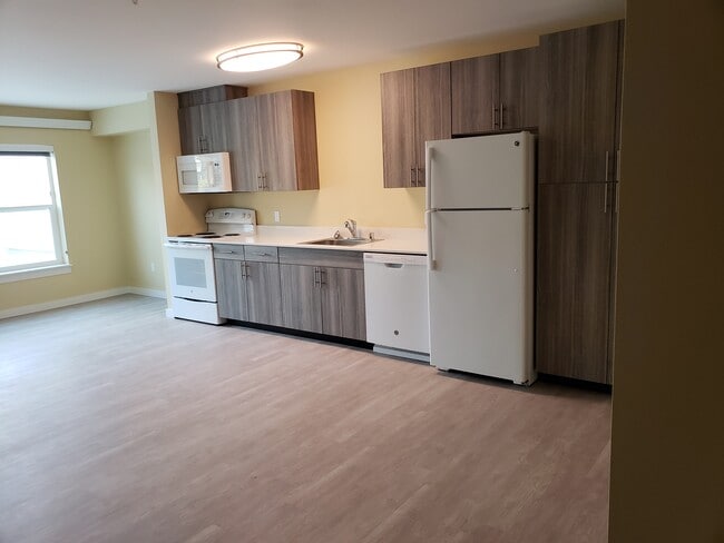 kitchen - 3208 Rainier Ave S