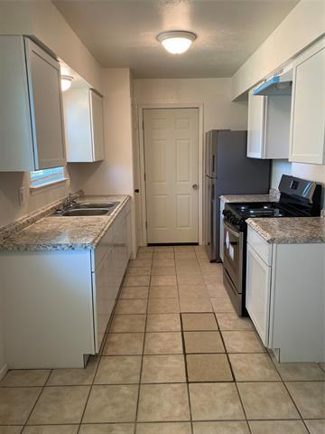Building Photo - 3510 Pacesetter Dr
