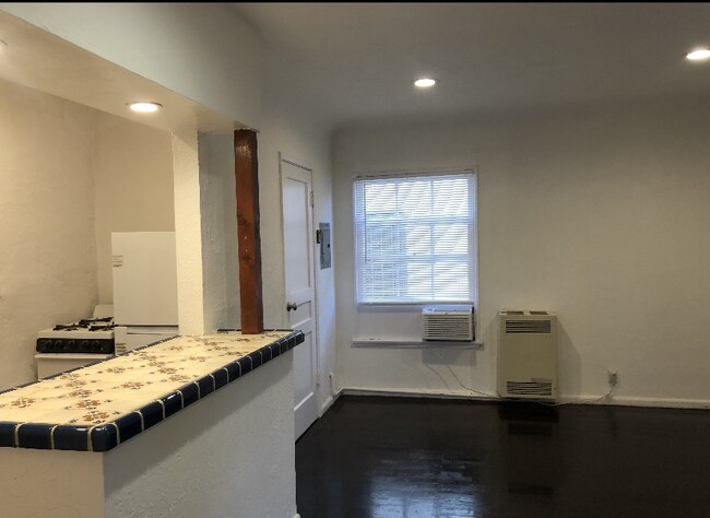 Foto del edificio - 6600 Orange St