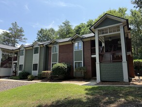Building Photo - 3263 Carlyle Dr NW