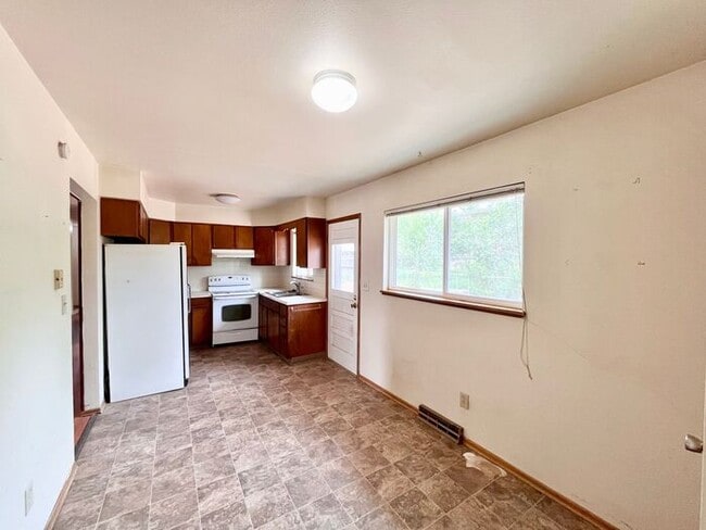 Building Photo - Updated 2bd/1ba Duplex in West Fort Collin...