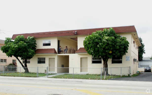 Foto del edificio - Summit 230
