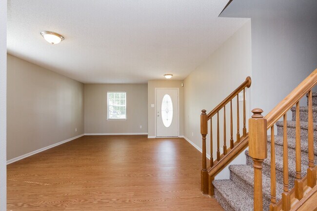 Building Photo - 1929 Orchid Bloom Dr