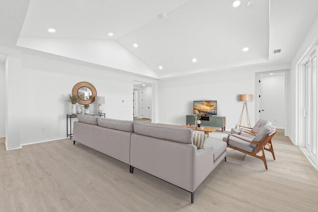 Building Photo - 9511 Paradise Dr