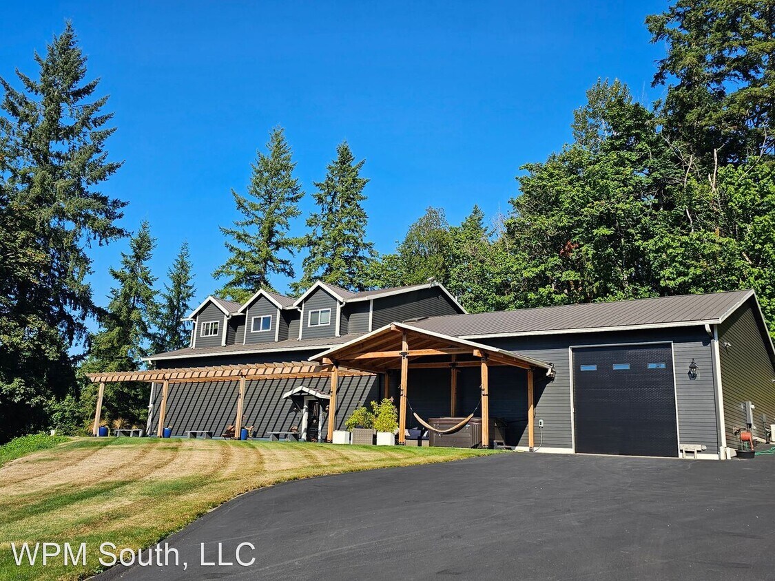 Primary Photo - 3 br, 3.5 bath House - 19645 SE Petrovitsk...