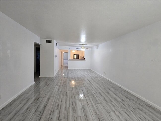 Photo - 211 Pasadena Ave N Apartment