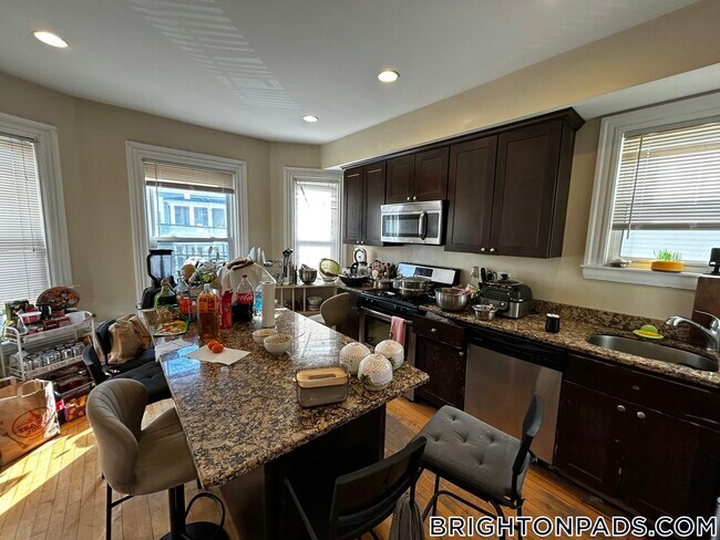 Foto del edificio - 29 Montcalm Ave