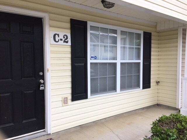 Foto del edificio - Centrally Located Murfreesboro Townhome